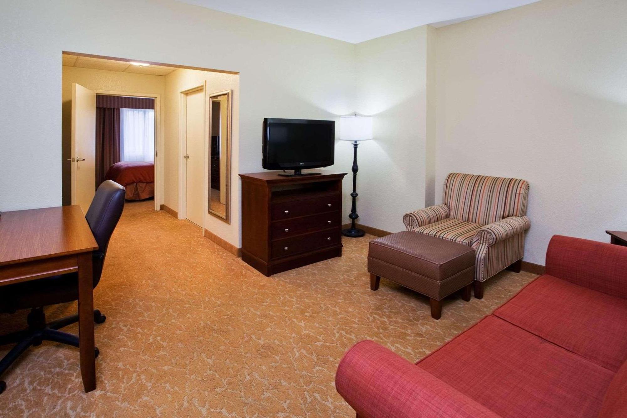 Country Inn & Suites By Radisson, Atlanta Downtown Exterior photo